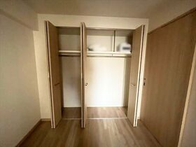 プレサンスロジェ四日市