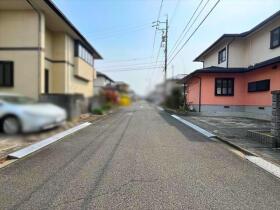 四日市市釆女が丘2丁目　中古一戸建て