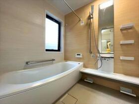 四日市市釆女が丘2丁目　中古一戸建て