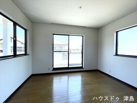津島市神守町字中田面　中古一戸建て