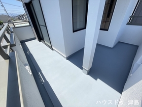 津島市神守町字中田面　中古一戸建て