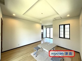 津島市神守町字中田面　中古一戸建て