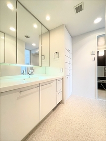 ロイヤルアーク滝ノ水クレッセ