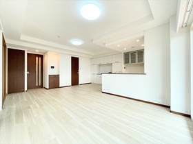 ロイヤルアーク滝ノ水クレッセ