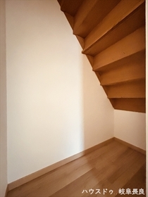 岐阜市上土居　中古一戸建て