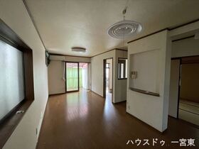 一宮市古見町　中古一戸建て