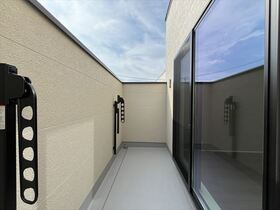 □四日市市蒔田6期　全3棟　2号棟　新築一戸建て