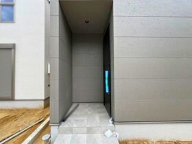 □四日市市蒔田6期　全3棟　2号棟　新築一戸建て