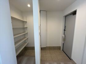 □四日市市大谷台1丁目　全2棟　1号棟　新築一戸建て