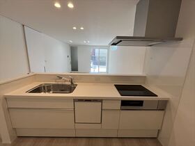 □四日市市大谷台1丁目　全2棟　2号棟　新築一戸建て