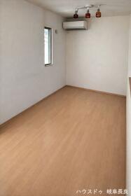 ●岐阜市旦島中町2丁目　中古一戸建て