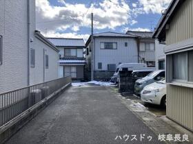 ●岐阜市旦島中町2丁目　中古一戸建て