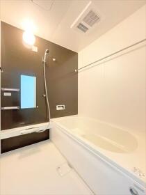 名古屋市中川区打中2丁目　全3棟　新築一戸建て　2号棟