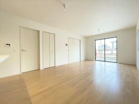 名古屋市中川区打中2丁目　全3棟　新築一戸建て　2号棟