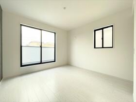 名古屋市中川区打中2丁目　全3棟　新築一戸建て　3号棟