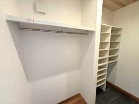 鈴鹿市末広南1丁目　全2棟　2号棟　新築一戸建て