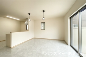 ●あま市新居屋東高田　中古一戸建て