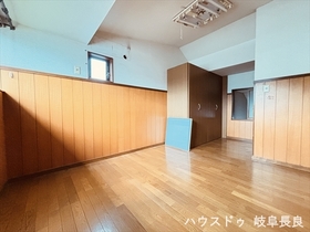 ●岐阜市日野南7丁目　中古一戸建て