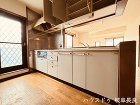 ●岐阜市日野南7丁目　中古一戸建て