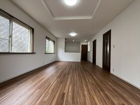 四日市市大字松本　中古一戸建て