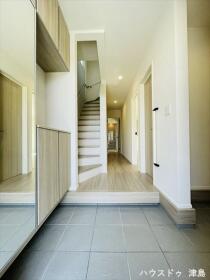 リナージュ愛西市大井町浦田面　全7棟　１号棟　新築一戸建て