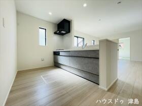 リナージュ愛西市大井町浦田面　全7棟　１号棟　新築一戸建て