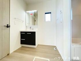 リナージュ愛西市大井町浦田面　全7棟　１号棟　新築一戸建て