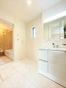 LiveleGardenS中川区戸田2丁目第1期　全3棟　2号棟　新築一戸建て