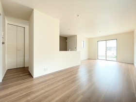 LiveleGardenS中川区戸田2丁目第1期　全3棟　3号棟　新築一戸建て