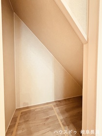 □岐阜市六条江東II　全3棟　B棟　未入居一戸建て