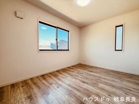 □岐阜市六条江東II　全3棟　B棟　未入居一戸建て