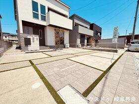 □岐阜市六条江東II　全3棟　B棟　未入居一戸建て