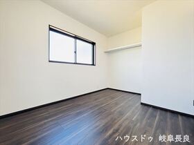 岐阜市六条大溝2丁目　全2棟　3号棟　新築一戸建て