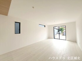 グラファーレ北名古屋市六ツ師7期　全8棟　2号棟　新築一戸建て
