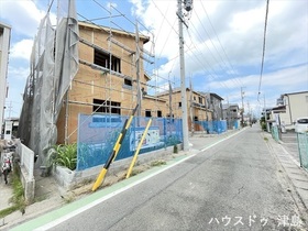 プレサンスアージュ津島市橘町　全10区画　3号棟　新築一戸建て