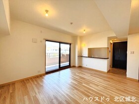 宝マンション東志賀