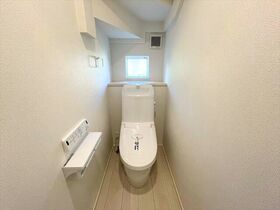 リナージュ四日市八千代台2丁目　第1期　全2棟　1号棟　新築一戸建て