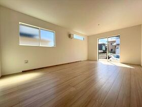 リナージュ四日市八千代台2丁目　第1期　全2棟　2号棟　新築一戸建て