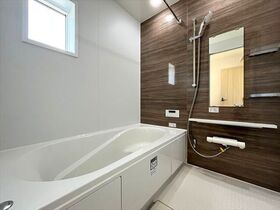 リナージュ四日市八千代台2丁目　第1期　全2棟　2号棟　新築一戸建て