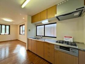 四日市市桜新町1丁目　中古一戸建て