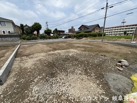 □Livele Garden S岐阜市薬師町　全3棟　2号棟　新築一戸建て