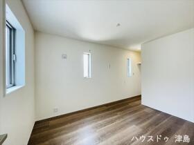 LiveleGardenS津島市宇治町字茶ノ里　全3棟　１号棟　新築一戸建て