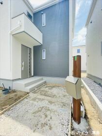 LiveleGardenS津島市宇治町字茶ノ里　全3棟　１号棟　新築一戸建て