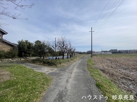 ●愛西市早尾町北河原　中古一戸建て