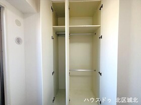 ファミリアーレ西味鋺