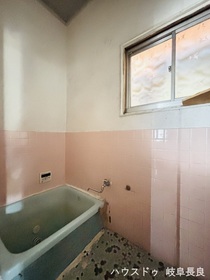 ●岐阜市鷺山東1丁目　中古一戸建て