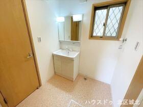 北名古屋市六ツ師中屋敷　中古一戸建て