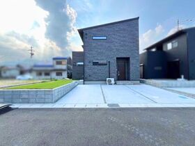 三重郡菰野町大字菰野　全3棟　B棟　新築一戸建て