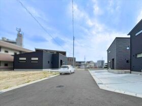 三重郡菰野町大字菰野　全3棟　B棟　新築一戸建て