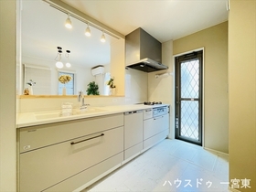 一宮市馬見塚字郷前　全3棟　2号棟　新築一戸建て